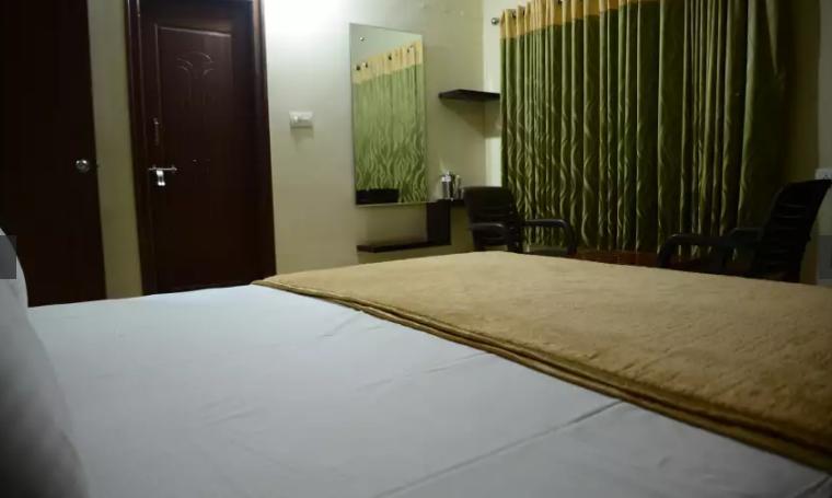 Maruthi Residency Inn & Restaurant حيدر أباد المظهر الخارجي الصورة